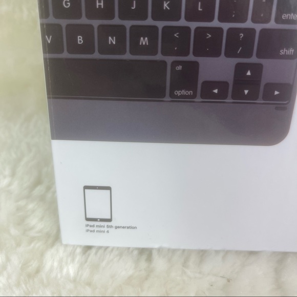 Brydge 7.9 Keyboard Compatible with iPad Mini 4th and 5th Generation New in Box - Picture 10 of 11